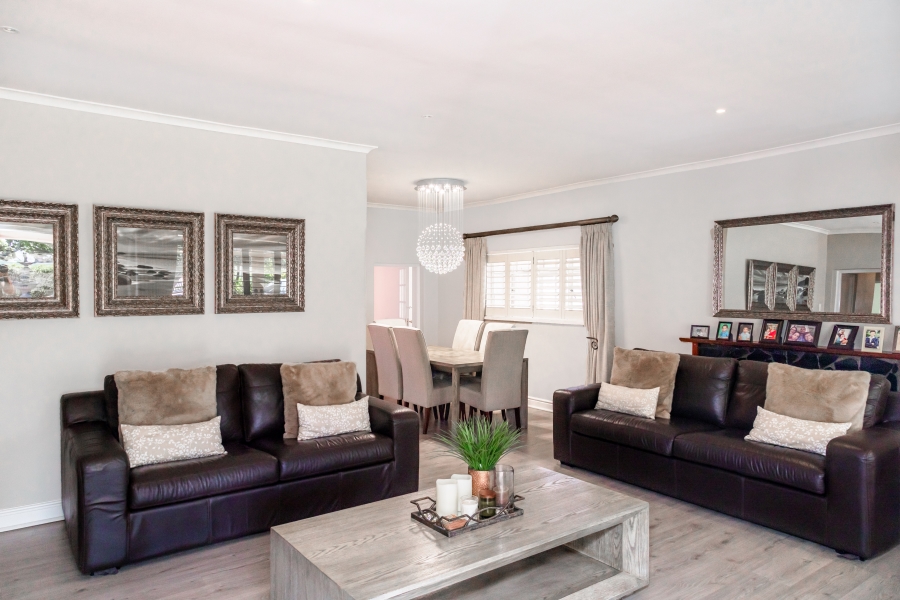 3 Bedroom Property for Sale in Bergvliet Western Cape